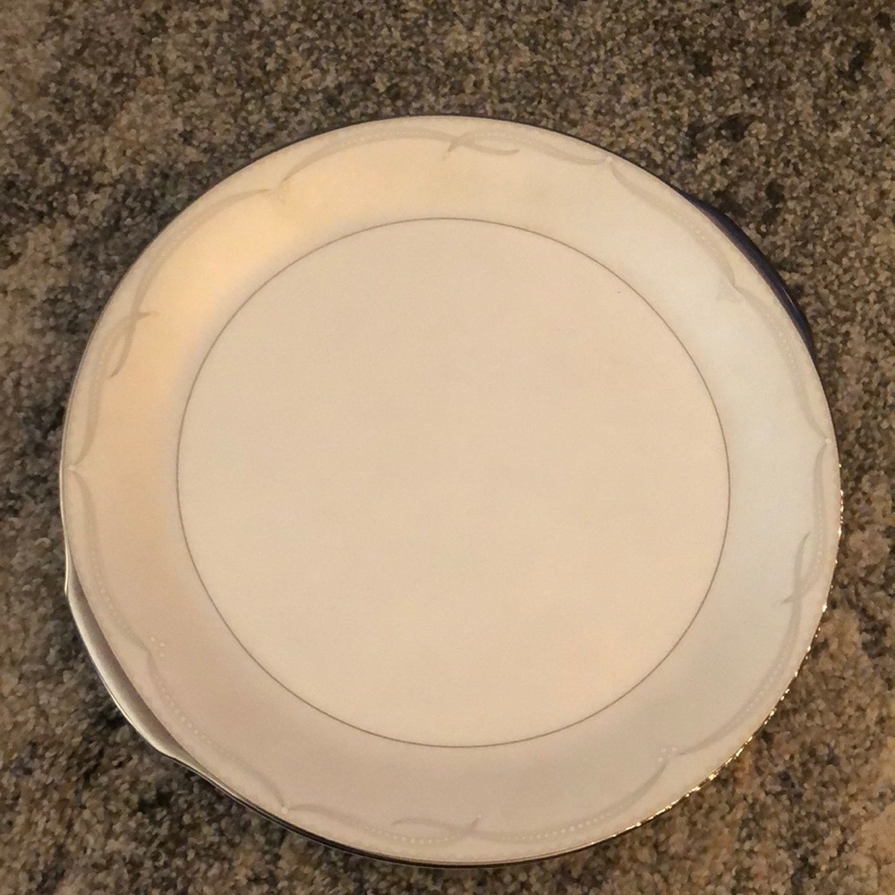 Cake Plate with silver handles Waterford Fine China!